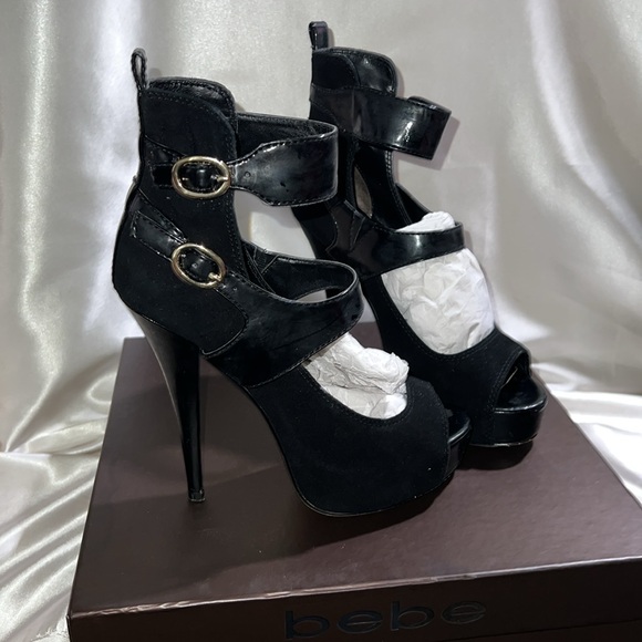 BEBE Suede Open Toe Booties in Black Size 6 - Picture 2 of 5